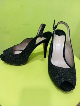 ""Zapatos de tacón LODI negros talla 37
