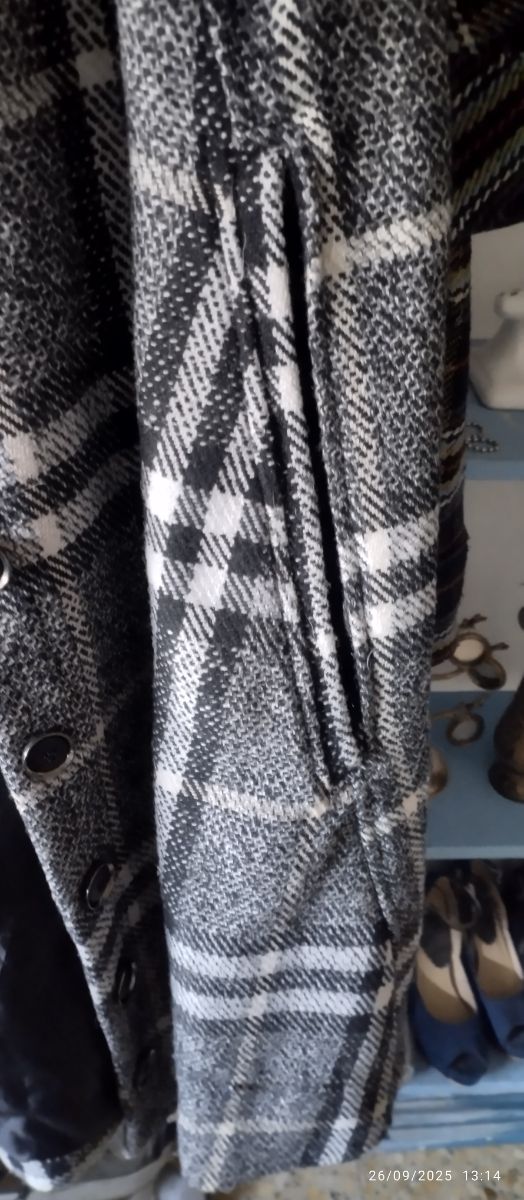 Cazadora y abrigos mujer negro y gris