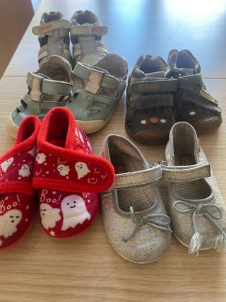 Lote de zapatos infantiles talla 21