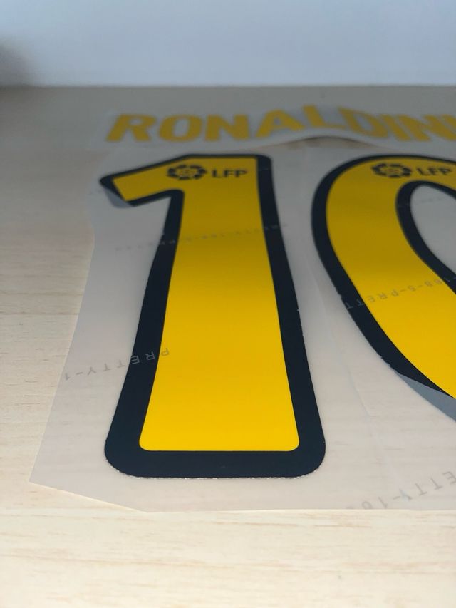 Serigrafía Dorsal Ronaldinho 2003-04