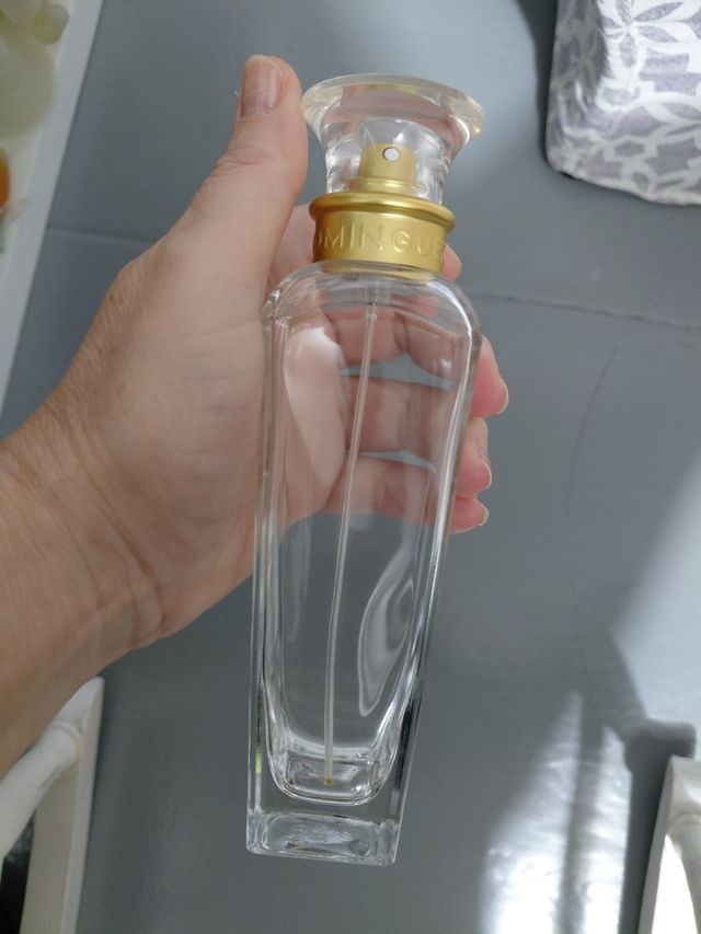 Bottiglie vuote a prezzi diversi a partire dalla 4a unità