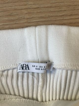 Falda midi Zara punto blanca talla única