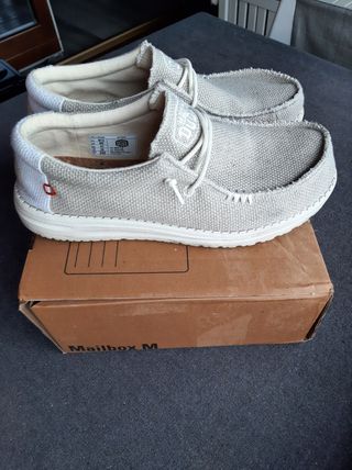 Scarpe Hey Dude Beige/Bianco Uomo Donna