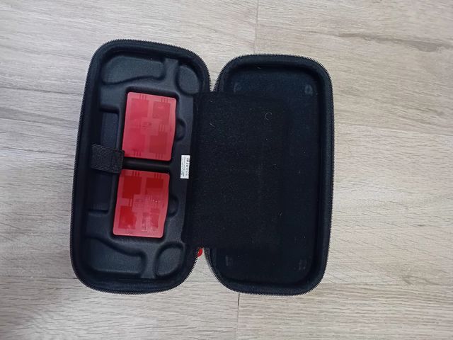 Custodia nera per Nintendo Switch