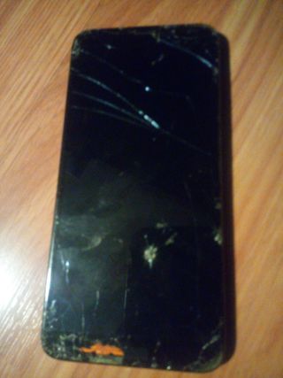 Versione iPhone XR A1984 rilasciata negli Stati Uniti/Canada