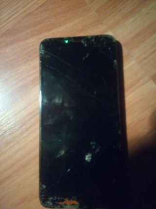 Versione iPhone XR A1984 rilasciata negli Stati Uniti/Canada