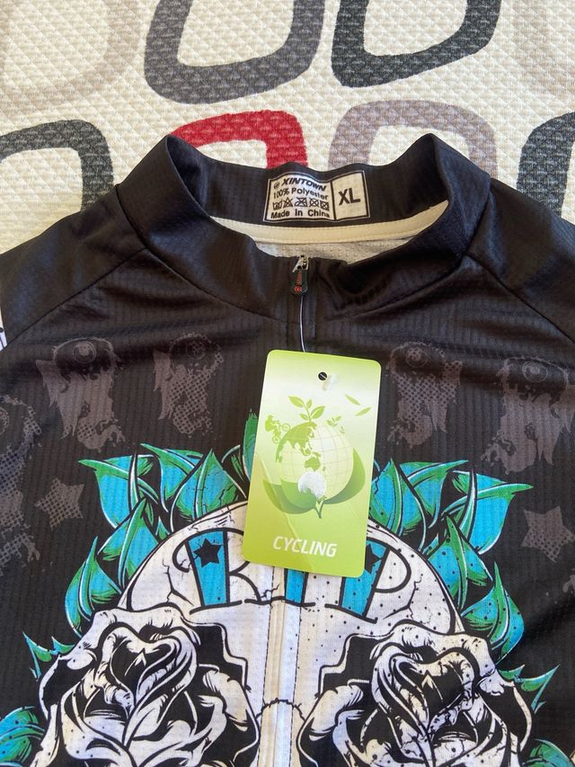Camiseta Ciclismo Calavera y Rosas Talla XL