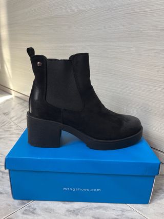 Botines Mustang Negros Mujer
Tienen solo 1 uso