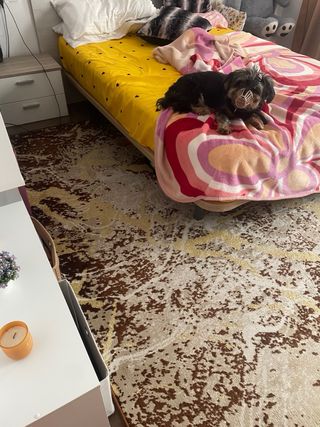 Alfombra grande diseño abstracto