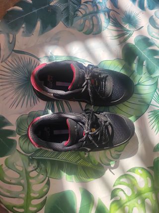 Zapatillas de seguridad FORLI negras y rojas