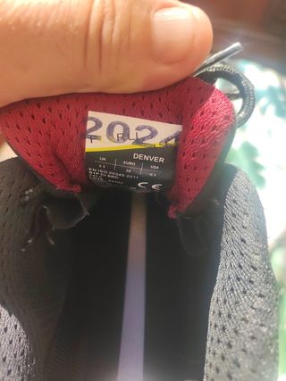Zapatillas de seguridad FORLI negras y rojas