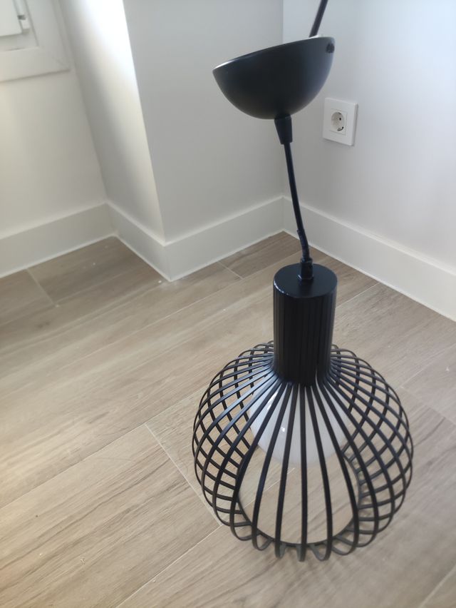 Lámpara de techo + Bombilla