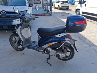 Piaggio Liberty 200cc ,25.000 km Motor irrompible