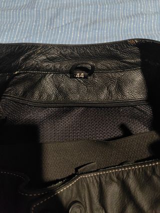 Giacca in pelle moto con pantaloni taglia 44
