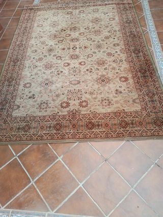 Tappeto beige e rosso in lana, lunghezza 2,37 m 1,69