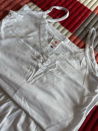 Conjunto Alba: Camiseta y Pantalón Corto