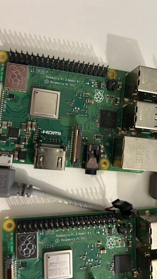 2 Raspberry Pi 3 Model B+ con Micro SD 8GB