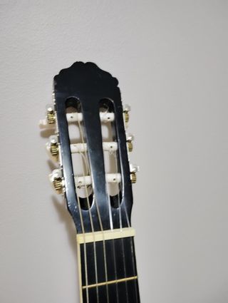 Guitarra Clásica Negra