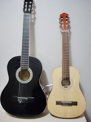 Guitarra Clásica Negra