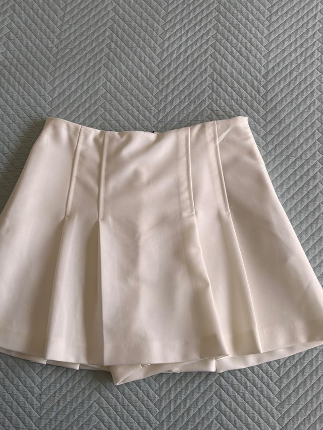 Falda Zara Blanca a estrenar
