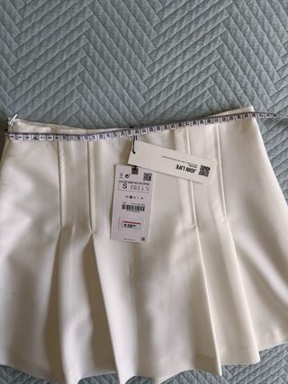 Falda Zara Blanca a estrenar