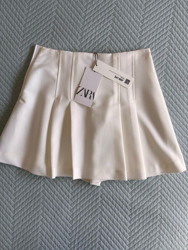 Falda Zara Blanca a estrenar