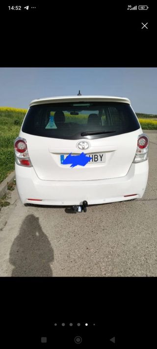Toyota Verso 2011