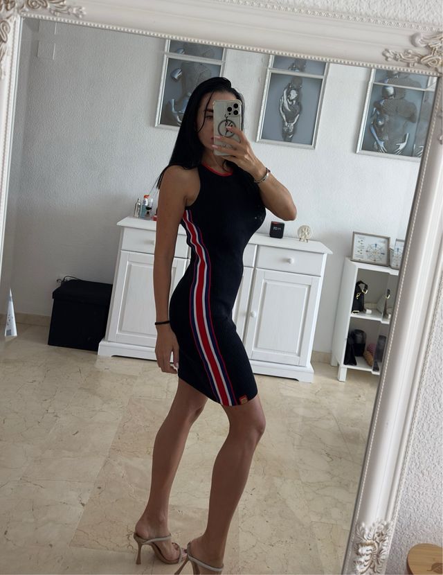 Abito a righe nero Superdry