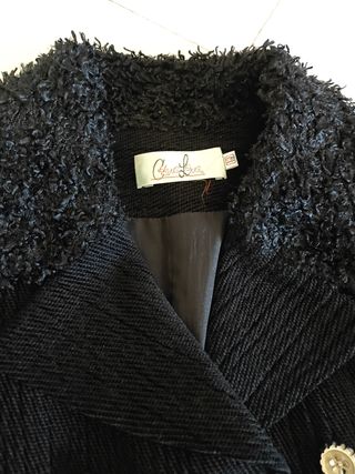 Traje negro chaqueta y pantalón