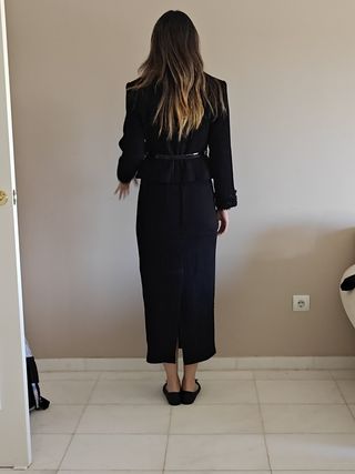 Traje negro chaqueta y pantalón