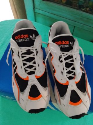 Zapatillas Adidas Deportivas Naranja y Blanco