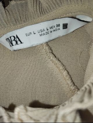 Camicia Zara beige plissettata pari a nuova L