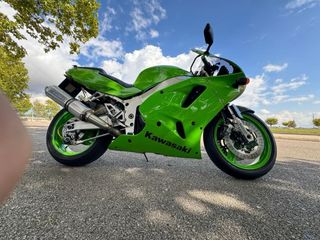 Kawasaki ZXR 750cc Verde