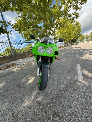 Kawasaki ZXR 750cc Verde