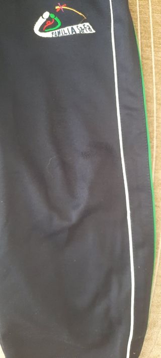 Uniforme Sagrada Familia Talla 4