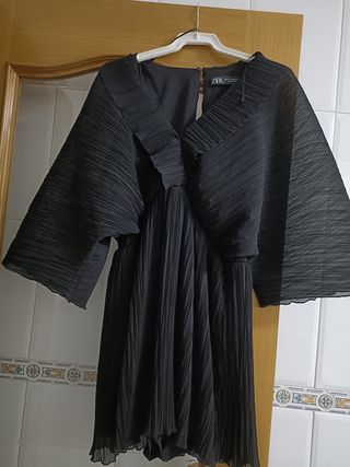 Vestido mono Zara negro 