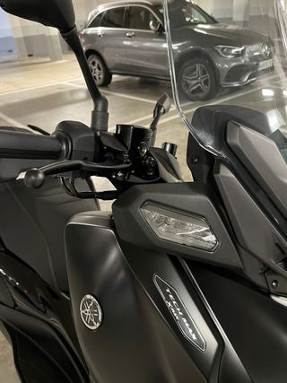 Yamaha XMax 300 Tech Max Black