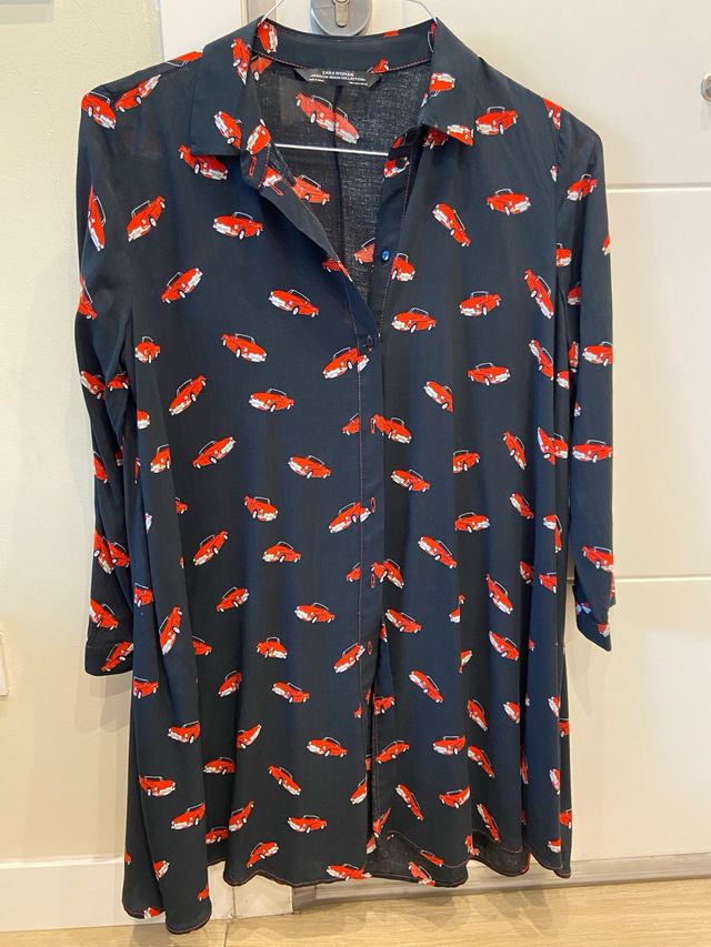 Camisa Zara Estampada Coches Roja Negra