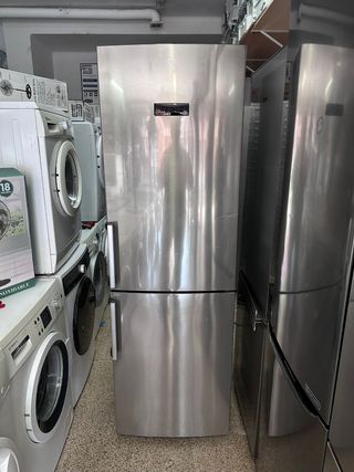 Nevera combi Haier con garantía transporte 