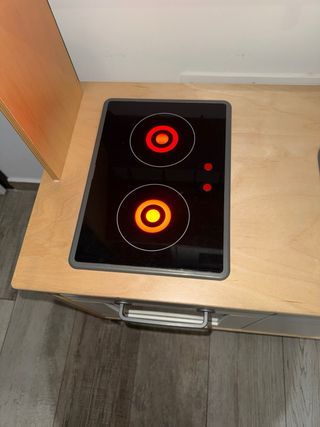 Cucina giocattolo in legno per bambini