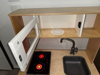 Cucina giocattolo in legno per bambini