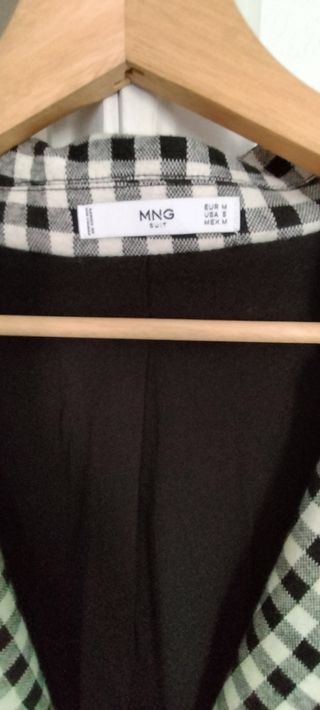 Americana cuadros Mango Talla M