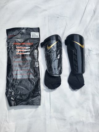 Parastinchi Calcio Nike Tiempo