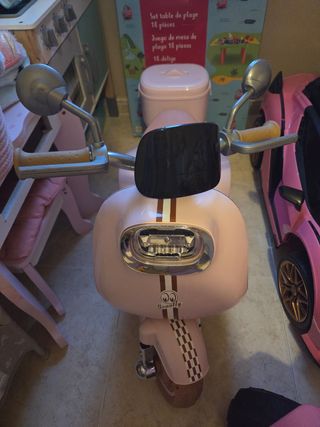 Moto Eléctrica Infantil Scootly Rosa