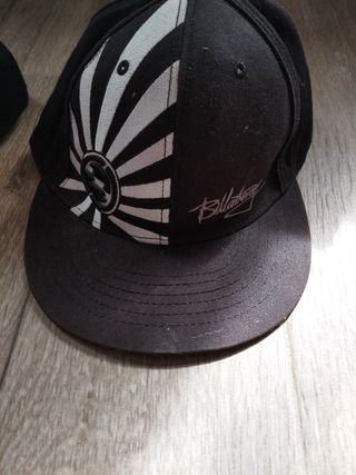 Gorra Billabong Negra y Naranja