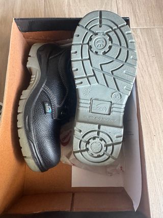 Zapatos seguridad punta acero V-PRO negros