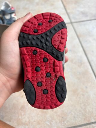 2 Sandali Bimbo Blu e Neri