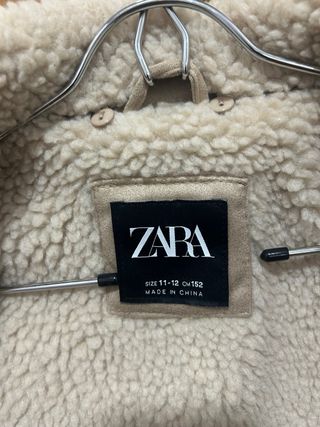 Chaqueta Zara Niño Beige Borrego