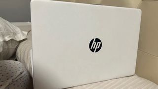 Portátil HP 15.6 Blanco y Negro