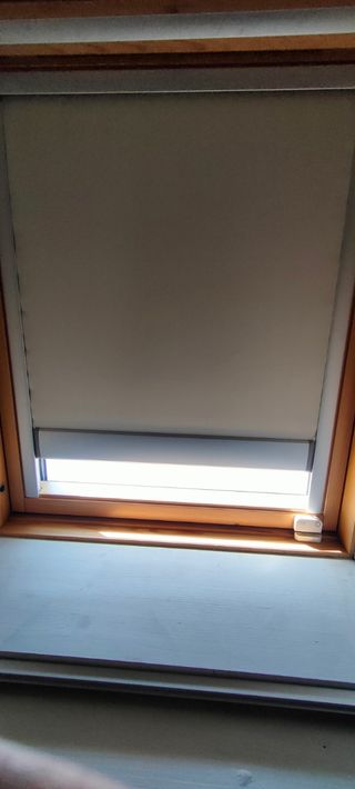 Tenda oscurante elettrica VELUX